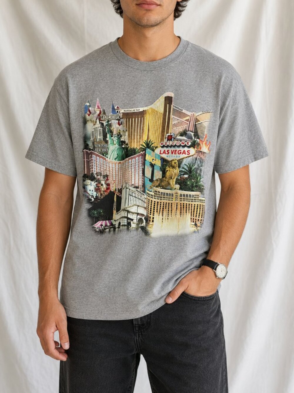 USA Las Vegas Graphic Tee — Vintage Y2K Streetwear • Gray L